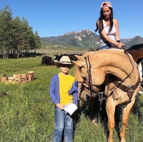 Tate Dutton, Yellowstone Tv Series, Yellowstone Series, Ian Bohen, Luke Grimes, Kelly Reilly, Cole Hauser, Dutton Ranch, Beth Dutton