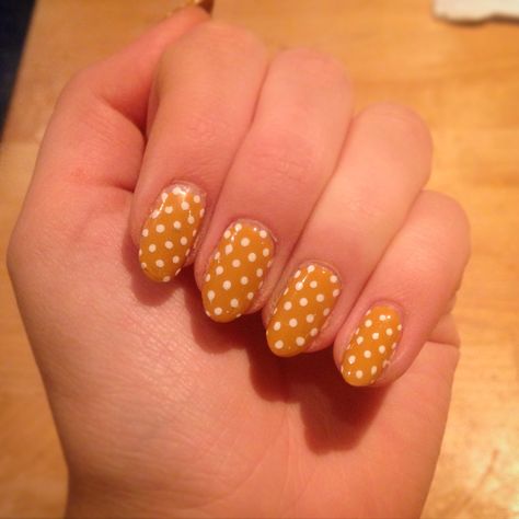 Mustard and white polka dots Mustard Yellow Nail Art, Yellow Polka Dot Nails, Yellow Halloween Nails, Mustard Nails, Tan Nails, Gel Polish Nail Designs, Dot Nails, Yellow Nail Art, Yellow Nails Design