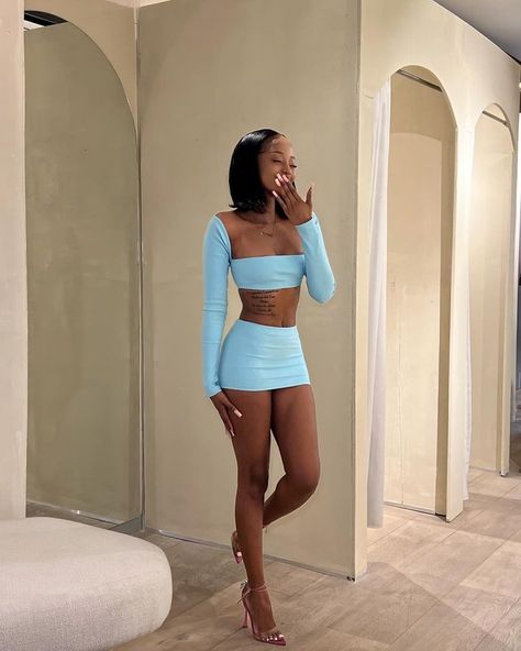 Crystal Zinzile Mhlanga (@crystalzii) • Instagram photos and videos Crystal Zinzile, Skirts Black Women, Blue Outfits, Baddie Style, Baddie Fits, Hot Girl Summer, Girls Summer Outfits, Blue Outfit, Black Girls Hairstyles