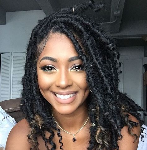 MUA Nikitha Cornwall looks gorgeous with this protective hairstyle. Nude lipstick ideas for black women. #fauxlocs #blackbeauty #eyebrowsonfleek Afro Carribean, Faux Locs Styles, Faux Loc, Locs Styles, Marley Hair, Faux Locs Hairstyles, Goddess Locs, Crochet Braids Hairstyles, Girls Braids