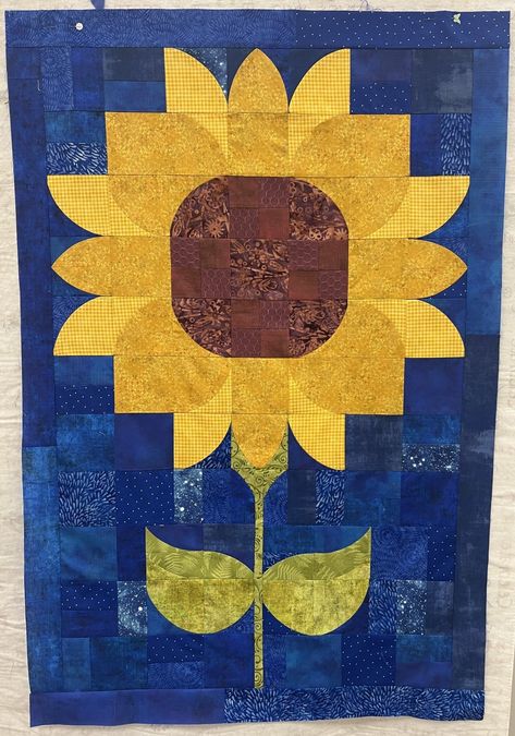 Posh Sunflower Kit Sunflower Quilt Block Pattern Free, Sunflower Quilt Block Pattern, Sunflower Quilt Block, Sunflower Quilt, Sunflower Fabric, Sunflower Quilts, Quilt Block Patterns Free, Online Calendar, Fabric Kit