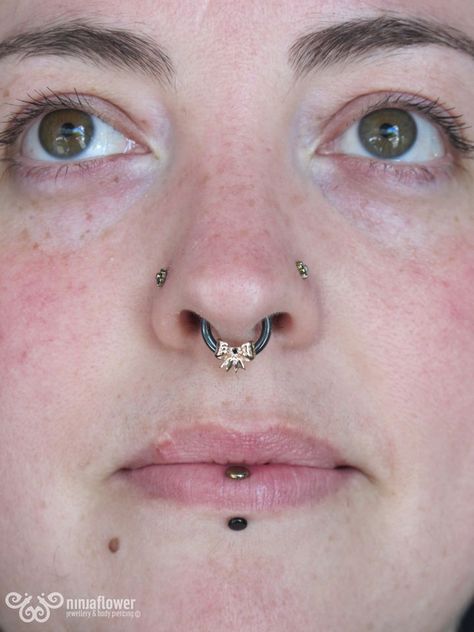 Vertical Labret Piercing, Vertical Labret, Labret Piercing, Septum Piercing, Body Mods, Flats Top, Piercings, Range