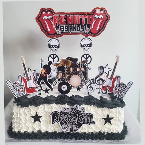 Bolo de chantilly com topo tema Rock Roll Bolo Rock, Rock & Roll, 50th Party, Gerson, Rock Roll, Rock And Roll, Cake Toppers, Birthday Cake, Birthday Party