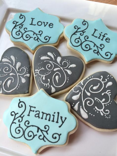 Cookies For Family Reunion, Family Reunion Cookie Ideas, Family Cookies Decorated, Reunion Cookies Decorated, Family Reunion Cookies Decorated, Celebration Of Life Cookies, Family Reunion Cookies, Celebration Cookies, Summer Sugar Cookies