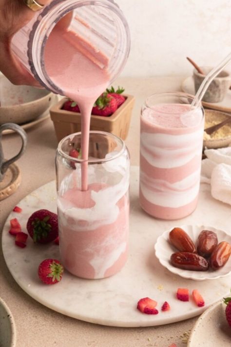 Healthy Erewhon-inspired strawberry probiotic smoothie in a glass jar, ready to drink. Writing Rituals, Probiotic Smoothie, High Protein Vegetarian Recipes, Strawberry Almond, Avocado Toast Recipe, Pretty Dessert, Strawberry Smoothie, Dessert Appetizers, Toast Recipes