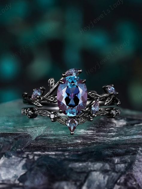 Art deco engagement ring Elven Wedding Ring, Branch Wedding Ring, Fairytale Engagement Rings, Dark Romantic Wedding, Elven Wedding, Agate Wedding Ring, Pagan Wedding, Fox Artwork, Holy Matrimony