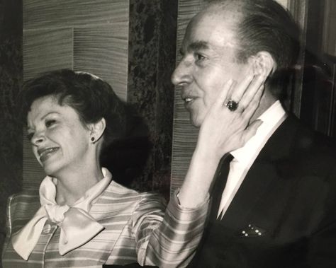 Judy Garland and Vincente Minnelli at Liza Minnelli’s wedding to Peter Allen Vincente Minnelli, Peter Allen, Liza Minnelli, Judy Garland, Old Hollywood, Hollywood, Actresses, In This Moment