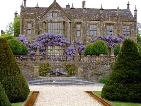 British Manor, English Country Manor, Country Manor House, English Estate, Orchard House, Country Mansion, English Houses, British Lifestyle, English Architecture