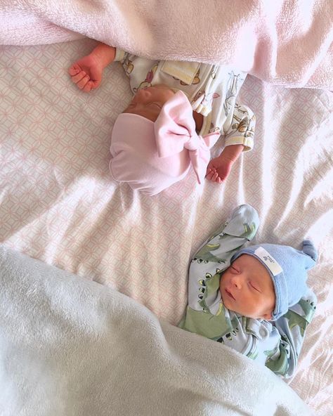 In case you are wondering what we have been up to these days.   Thank you: @itsmaxandmich 🍒     .    .     . #twinsbabies #twinsboyandgirl #boyandgirl #boyandgirltwins #bestfriends #love #newborn #babygirl #babyboy #fraternaltwins #ivf #ivfsuccess #ivfjourney #11daysoldbaby #11daysold #newbornbaby #newborntwin #twinbabies #twin #twinproducts Preemie Twins, Twin Baby Boys Aesthetic, Twin Babies Girls, Twins Pregnancy Belly, Newborn Twins Boy And Girl, Twin Baby Girls Aesthetic, Ivf Success, Newborn Twins, Twin Babies