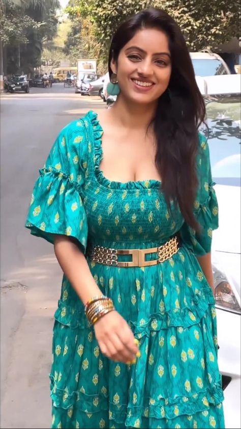 Deepika Singh, Beautiful Braided Hair, Indian Gowns, Braided Hair, Editing Pictures, Braided Hairstyles, Desi, Braids, Actresses