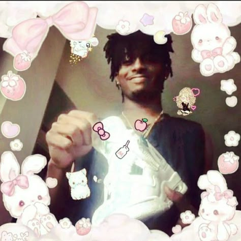 Carti Cute Pics, Coquette Rapper Pfp, Playboi Carti Pfp Aesthetic, Hello Kitty Carti, Cute Rapper Pfp, Carti Pfp Vamp, Playboi Carti Pfp Hello Kitty, Cash Carti Pfp, Pfp Cybery2k