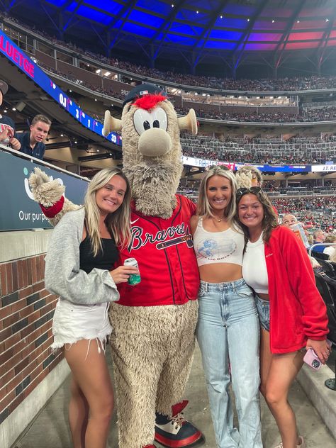 Braves game Braves Outfit Women, Braves Game Outfit Women, Atlanta Braves Outfit Women, Atlanta Braves Outfit, Braves Game Outfit, 2024 Prayer, Braves Game, Gameday Outfits, Game Outfit