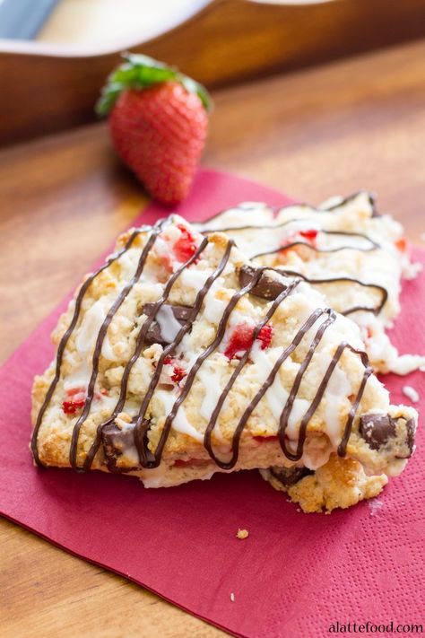 Chocolate Strawberry Scones with an Orange Glaze | A Latte Food Blueberry Scones Recipe, Baking Scones, Staying In Bed, Strawberry Scones, Cranberry Scones, Chocolate Scones, Lemon Scones, Pumpkin Scones, Cream Scones