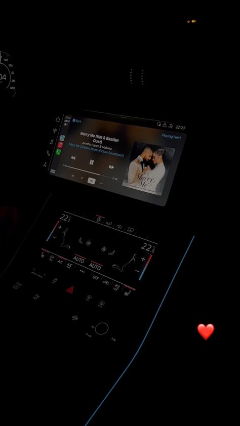 #car #ride #night #song #story #instagram #snapchat #storiesinstagram Cars Story Instagram, Car Ride Instagram Story, Night Car Ride, Couple Car Ride, Car Story Instagram, Car Ride Aesthetic, Night Rides Car, Best Road Trip Songs, Road Trip Songs