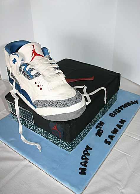 Air Jordan Shoe Cake, Jordan Shoe Cake, Jordan Cake, Men Cakes, Shoes Cake, 2023 Birthday, Birthday Male, Camo Wedding Cakes, Shoe Cakes