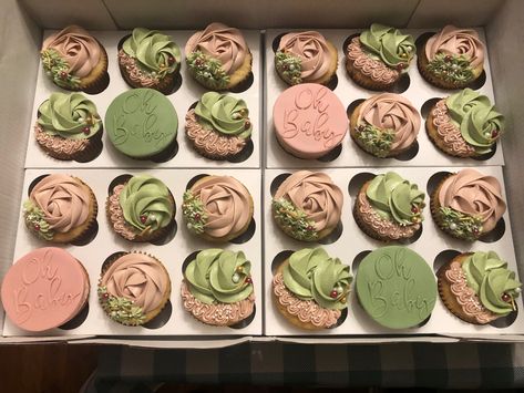 Gender Reveal Sage Green And Pink, Sage Green And Blush Bridal Shower Ideas, Pink And Sage Baby Shower Ideas, Pink And Green Gender Reveal, Sage Green And Pink Baby Shower Ideas, Sage Green Buttercream, Pink Smash Cakes, Green Buttercream, Sage Green Baby Shower