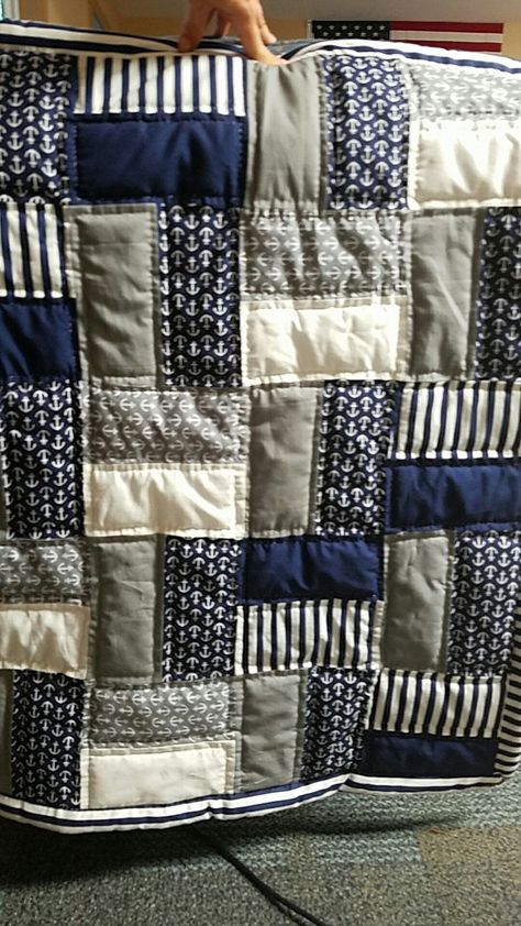 Colchas Country, Nautical Baby Quilt, Baby Boy Quilt Patterns, Colchas Quilting, Boys Quilt Patterns, Memory Quilts, Quilt Modernen, Baby Quilt Patterns, Baby Boy Quilts