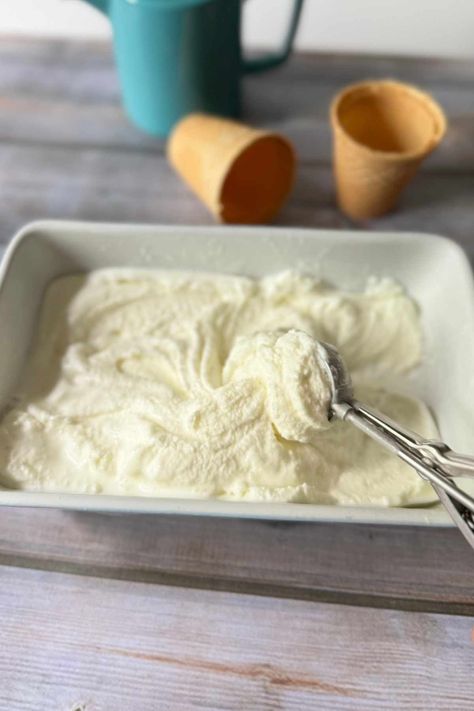 Italian Yogurt Gelato Recipe - Recipes from Italy Vanilla Gelato Recipe, Frozen Yogurt Recipe No Ice Cream Maker, Homemade Gelato Without Machine, How To Make Gelato Without An Ice Cream Maker, Italian Gelato Recipe, Yogurt Ice Cream Recipe, Vanilla Bean Gelato Recipe, Gelato Maker, Frozen Yogurt Recipes