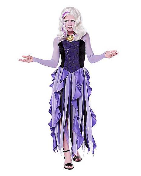 Disney Villains Costume, Disney Dump, Ursula Cosplay, Disney Villain Costumes, Adult Disney Costumes, Evil Queen Costume, Home Halloween Costumes, Ursula Costume, Spirit Halloween Costumes