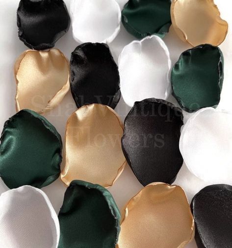 💥Emerald Green, White, Gold, Black Mix of Flower Petals #luxurywedding #bridalshower #weddingaisledecor #bestdayever #bettertogether https://t.co/2a0ird88dw #weddingvibes #bohostyle #rusticwedding #weddingflowers #mrandmr #weddingideas #flowergirl #weddingplanner #weddingflowers #centerpieces #handmade #bridetobe2024 #weddingdecor #onlineshopping #weddingvibes #weddingaisledecor Flower Girl Petals, Black Living, Dessert Table Decor, Emerald Green Weddings, Navy Blue Flowers, Gold Wedding Decorations, Wedding Aisle Decorations, Rustic Weddings, Baby Shower Decor