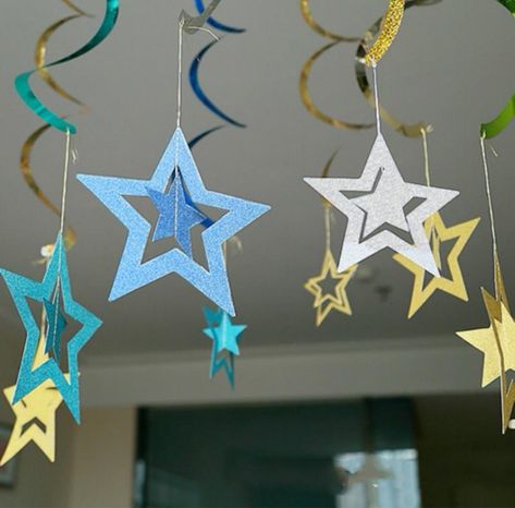 Disco Party Decorations, Diy Preschool, Garland Backdrops, Balloon Shop, Star Garland, Creative Activities For Kids, Christmas Party Supplies, Handmade Kids, Paper Stars