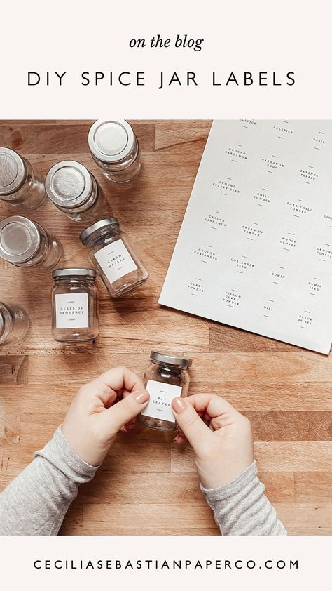 @cecilia.sebastianpaperco | ceciliasebastianpaperco.com | Like many of you I've been spending a lot of time at home cleaning and organizing. This past weekend I finally tackled my spice jars and I'm obsessed! It's so satisfying having everything organized in an aesthetically pleasing way. I used our Classic Kitchen Labels Template and I thought I would share the process with you. #spicejarlabels #spicejars #DIY #pantrylabels #kitchenlabels #kitchenDIY #pantryDIY #printablelabels Minimalist Spice Jars, Diy Jar Labels, Diy Spice Jar Labels, Spice Jar Labels Printable Free, Diy Labels For Jars, Diy Spice Labels, Vanilla Labels, Seasoning Labels, Diy Spice Jars