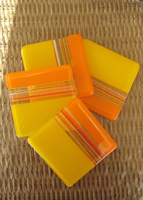 Glass Fusing Coasters, Fused Glass Coasters Ideas, Fused Glass Coaster, Fused Glass Coasters Design, Fused Glass Reactive Projects, Fused Glass Tray, Fused Glass Coasters, Stacked Fused Glass Plate, Fused Glass Plates Bowls