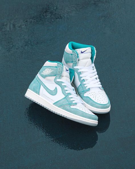 Air Jordan 1 “Turbo Green” will be available in-store and online tomorrow at 10am EST. #UBIQ…” Jordan 1 Retro High Turbo Green, Turbo Green, Jordan Shoes Girls, Custom Nike Shoes, All Nike Shoes, Nike Shoes Jordans, Nike Air Shoes, Shoes Sneakers Nike, Cute Nike Shoes