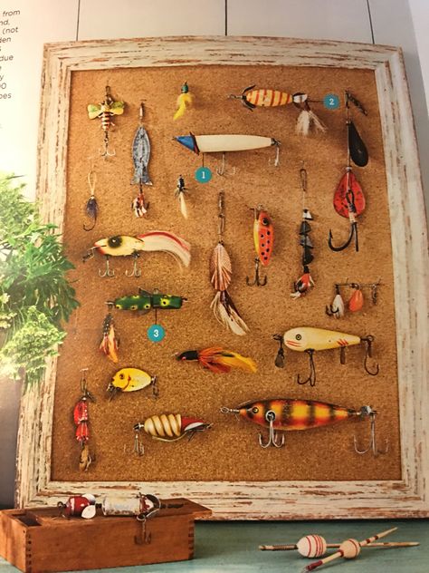 Fishing lures in cork board in aged frame.  This would be cool for dad's old lures!! Lodge Bedroom Decor, Northwoods Inn, Fishing Cottage, Fishing Crafts, Fishing Lures Display, Fishing Lures Art, Men Decor, Old Fishing Lures, Grandkids Room