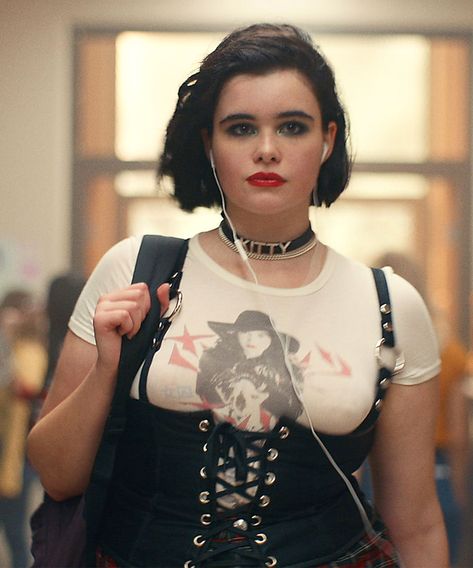 Cutout Pants, Euphoria Fashion, Barbie Ferreira, Fashion Tv, Cat Clothes, Gossip Girl, Halloween Outfits, Body Positivity, Bra Tops