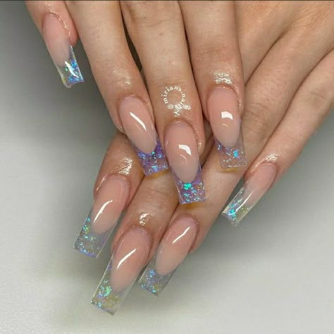 Clear Acrylic Nail Ideas, Translucent Nails Acrylic, Cute Clear Acrylic Nails, Acrylic Nails Transparent, Clear Glitter Acrylic Nails, Glitter Encapsulated Nails, Clear Acrylic Nails With Design, Clear Nails Acrylic, Acrylic Nails Extra