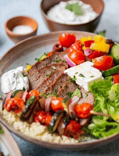 Mediterranean Roast Bowl, Greek Steak Bowl, Mediterranean Diet Steak Recipes, Mediterranean Steak Bowl, Mediterranean Steak Recipes, Steak Bowls Healthy, Mediterranean Steak, Bowl Dinners, Grilled Sirloin Steak