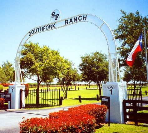 Flp Products, Southfork Ranch, Texas Aesthetic, Dallas Tv Show, Texas Forever, Forever Aloe, Classic Television, Shows And Movies, Logo Wall