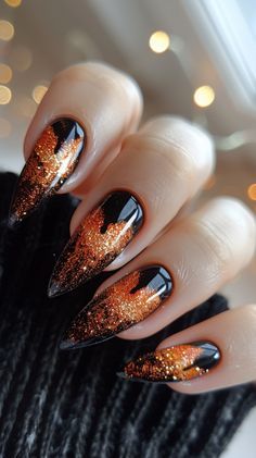 Cat Eye Long Nails, Cats Eye Halloween Nails, Cat Eye Fall Nails, Orange Cat Eye Nails, Cat Eye Halloween Nails, Fall Cat Eye Nails, Unique Fall Nails, Fest Ideas, Cat Eye Nails Polish