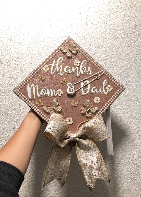 Graduation Cap Graduate Cap, High School Graduation Cap, College Graduation Cap Decoration, Diy Graduation Cap, Diy Graduation, Cap Decoration, Gold Cap, Graduation Cap Designs, Cap Ideas