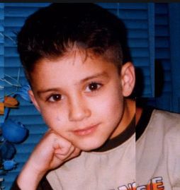 Best 14 Zayn Malik Childhood Photos Discovered – NSF – Music Magazine Celebrity Baby Pictures, Gambar One Direction, Zayn Malik Photos, Zayn Malik Pics, One Direction Photos, Childhood Photos, One Direction Pictures, Instagram Baby, X Factor