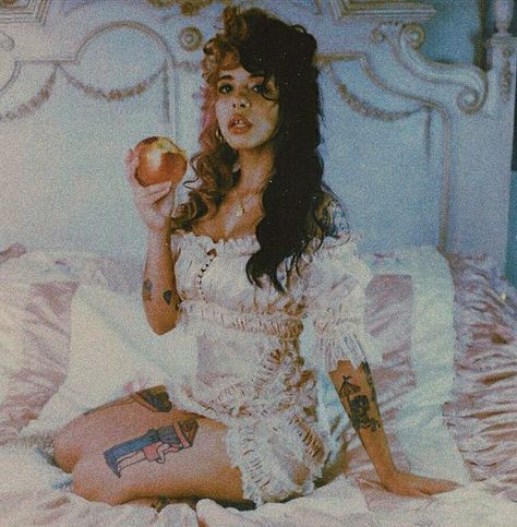 Melanie Martinez Old Instagram Posts, Melanie Martinez Old Photos, Late Night Poetry, College Typography, Night Poetry, Mealine Martinez, Melanie Martinez Photography, Manic Pixie Dream Girl, Sweetie Pie