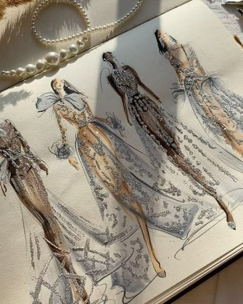 Fashion Sketchbook Inspiration, Textiles Sketchbook, Fashion Dream Job, Fashion Figure Drawing, Fashion Drawing Sketches, Fashion Drawing Tutorial, Fashion Design Sketchbook, Career Fashion, Fashion Design Portfolio