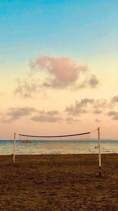 Volleyball Backgrounds, Volleyball Wallpaper, Volleyball Net, Volleyball Inspiration, Iphone11 Pro, Volleyball Pictures, Picture Collage Wall, Best Iphone Wallpapers, Photo Wall Collage