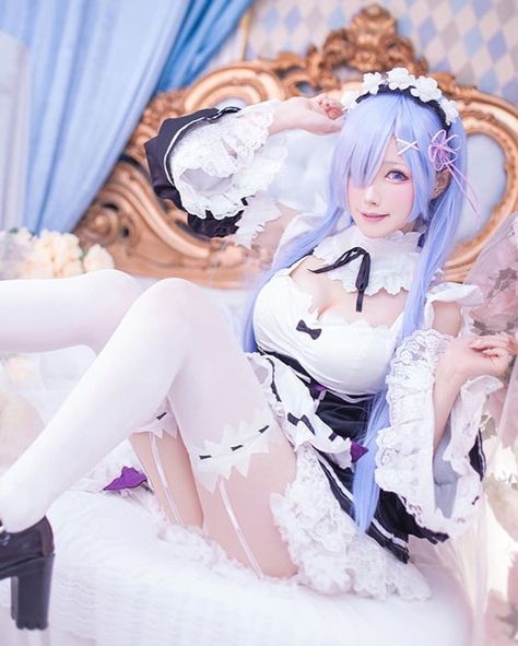 Rem Cosplay, Zero Cosplay, Girl Cosplay, Re Zero, Bunny Girl, Anime Cosplay, Cosplay Anime, Ram, Logo Design