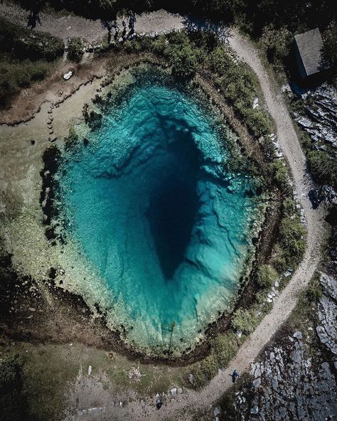 Izvor Cetine reservoir is the source of the Cetina river in Croatia.  Credit Krka National Park, Blue Hole, Amazing Places On Earth, Nat Geo, Destination Voyage, Travel Instagram, Elba, Best Vacations, Travel Insurance