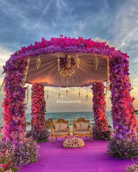 10 Biggest Wedding Trends For 2023-2024 - Wedbook Indian Wedding Trends 2023, 2024 Indian Wedding Trends, Outdoor Wedding Decor, Trends In 2023, Mandap Design, Outdoor Wedding Ideas, Wedding Stage Design, Wedding Decor Ideas, Mandap Decor