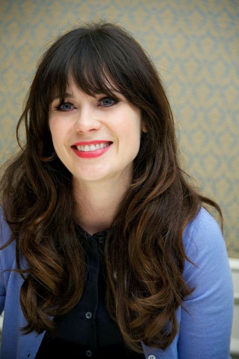 Zooey Deschanel Classic Haircut, Classic Hairstyles, Long Brown Hair, Long Hair With Bangs, Haircut For Thick Hair, Zooey Deschanel, Haircuts For Long Hair, Bang Bang, Cool Haircuts