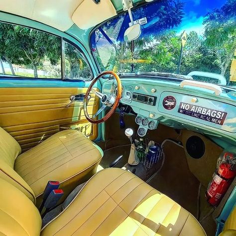 Volkswagen Beetle Interior, Vw Bug Interior, Volkswagen Vintage, Classic Volkswagen Beetle, Volkswagen Beetle Vintage, Vw Super Beetle, Vw Ideas, Vw Classic, Classic Volkswagen