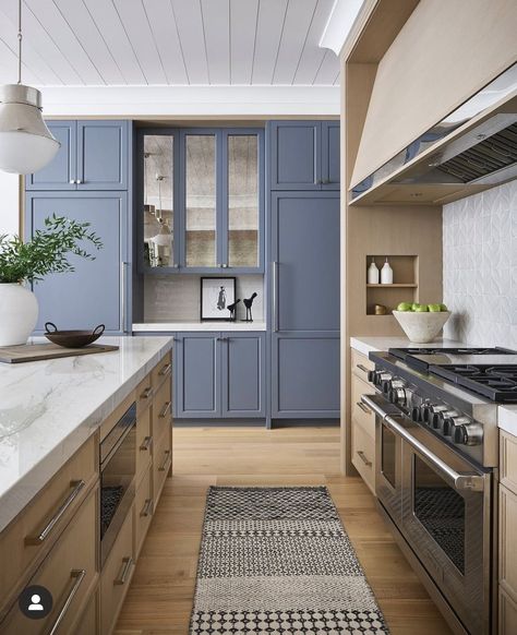 Blue Kitchen Designs, Blue Kitchen Island, Light Blue Kitchens, White Oak Kitchen, Blue Kitchen Cabinets, Beautiful Kitchen Designs, Blue Cabinets, Wood Kitchen Cabinets, Coastal Kitchen