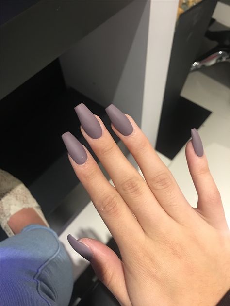 Sns Matte Nails, Best Matte Nail Colors, Dark Grey Matte Nails, Matte Nails 2023, Matte Dip Nails, Matte Neutral Nails, Matte Color Nails, Dark Matte Nails, Nails Acrylic Ballerina