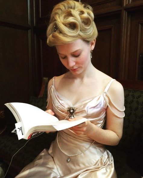 Mia Wasikowska on the Crimson Peak set, photo by Cliona Furey Mia Wasikowska Jesse Eisenberg, Alice Mia Wasikowska, Crimson Peak Mia Wasikowska, Mia Wasikowska Aesthetic, Crimson Peak Tattoo, Crimson Peak Dress, Crimson Peak Edith, Crimson Peak Fanart, Artist Sona