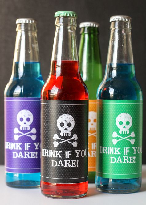 FREE Halloween Soda Pop Labels - perfect for your next party or even for a gift. Get the FREE Prints on { lilluna.com } October Makeup, Halloween Labels Printable, Painting Tattoos, Soda Labels, Halloween Printables Free, Spooky Art, Halloween Labels, Printable Downloads, Labels Printables Free