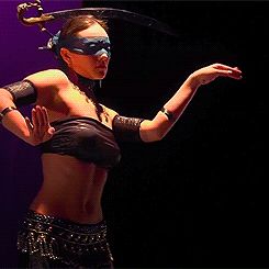 8 Things You Should Know About Belly Dancing Gif Bellydance, Gestures Reference, Arabic Dance, Texting Story, Dance Gif, Dancing Gif, Argentine Tango, Dancing Cat, Belly Dancer