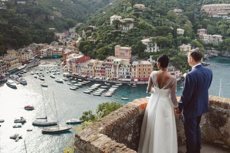 Castello Brown Portofino Wedding: A Magical Destination | Sposiamovi Portofino Wedding, Italian Weddings, Portofino Italy, Amalfi Coast Wedding, Ethereal Wedding, Tiered Wedding Cake, Italian Wedding, Elegant Chic, Italy Wedding